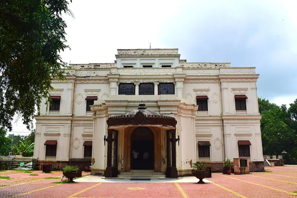 Lal Bagh Palace